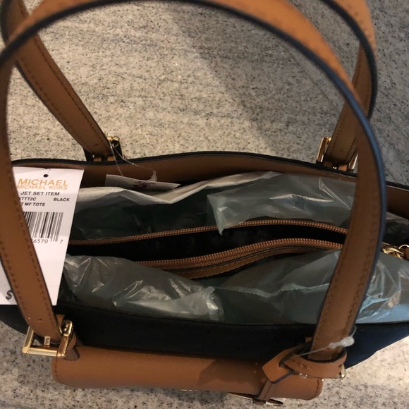 NewMichael Kors bag - Picture 5 of 12